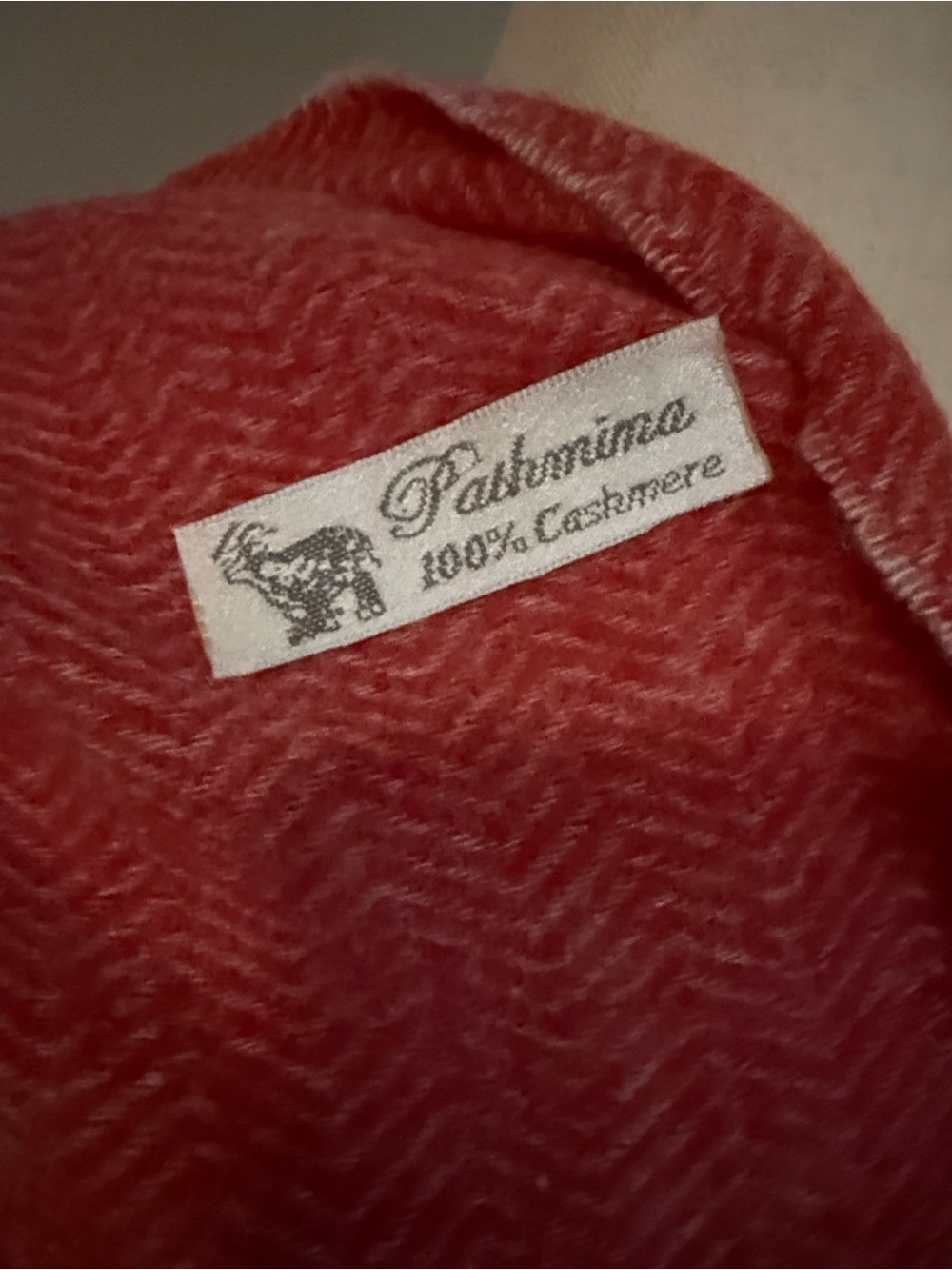 Cozy Two-Tone Red Cashmere Scarf Wrap - Picture 3 of 3